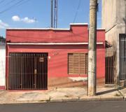 Casa para Venda, em Tatuí, bairro Vila Esperança, 2 dormitórios, 2 banheiros, 1 vaga